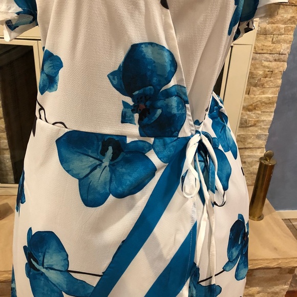 ‼️HOST PICK Floral Plus Size Summer Sun Dress‼️ - Picture 5 of 8